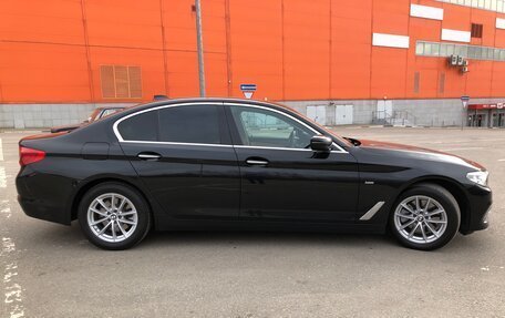 BMW 5 серия, 2018 год, 2 450 000 рублей, 4 фотография