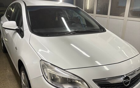 Opel Astra J, 2010 год, 699 000 рублей, 4 фотография