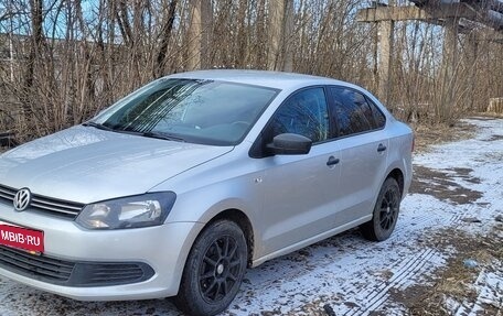 Volkswagen Polo VI (EU Market), 2014 год, 950 000 рублей, 1 фотография