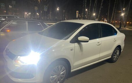 Volkswagen Polo VI (EU Market), 2012 год, 720 000 рублей, 14 фотография