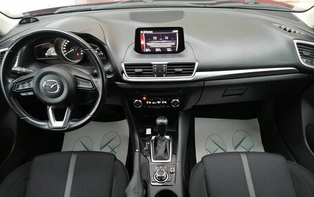 Mazda 3, 2018 год, 1 690 000 рублей, 13 фотография