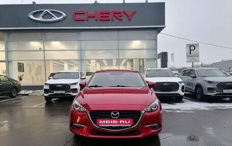Mazda 3, 2018 год, 1 690 000 рублей, 2 фотография