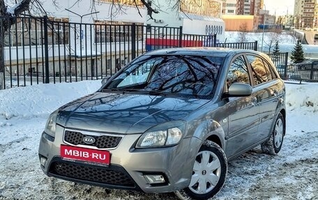 KIA Rio II, 2010 год, 600 000 рублей, 1 фотография