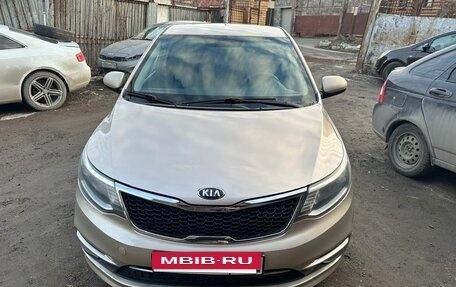 KIA Rio III рестайлинг, 2015 год, 590 000 рублей, 2 фотография