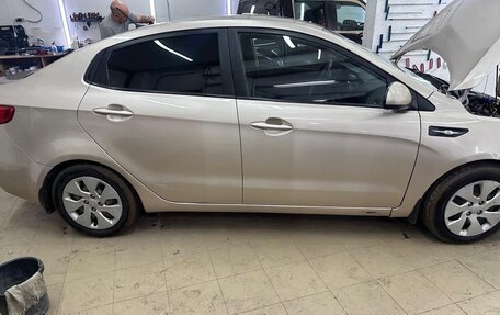 KIA Rio III рестайлинг, 2015 год, 590 000 рублей, 8 фотография