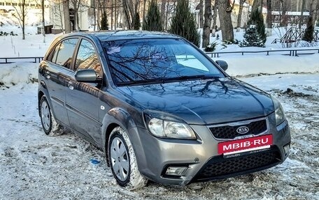 KIA Rio II, 2010 год, 600 000 рублей, 4 фотография