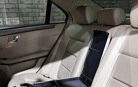 Mercedes-Benz E-Класс, 2010 год, 1 200 000 рублей, 6 фотография