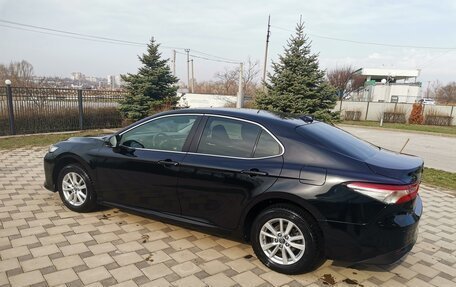 Toyota Camry, 2018 год, 2 200 000 рублей, 4 фотография