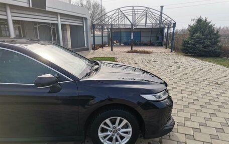 Toyota Camry, 2018 год, 2 200 000 рублей, 2 фотография