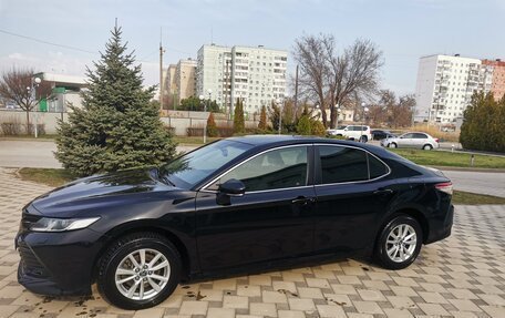 Toyota Camry, 2018 год, 2 200 000 рублей, 5 фотография