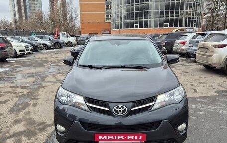 Toyota RAV4, 2013 год, 1 680 000 рублей, 3 фотография