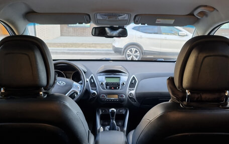 Hyundai ix35 I рестайлинг, 2011 год, 1 305 000 рублей, 37 фотография