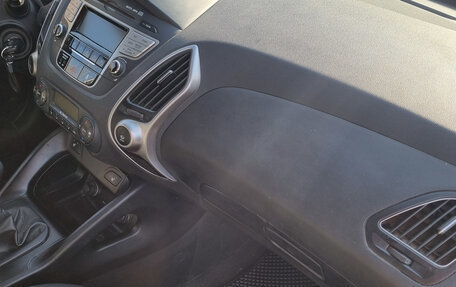 Hyundai ix35 I рестайлинг, 2011 год, 1 305 000 рублей, 34 фотография