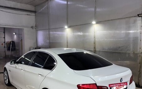 BMW 5 серия, 2011 год, 1 750 000 рублей, 10 фотография