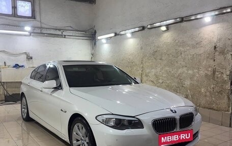 BMW 5 серия, 2011 год, 1 750 000 рублей, 5 фотография