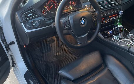 BMW 5 серия, 2011 год, 1 750 000 рублей, 24 фотография