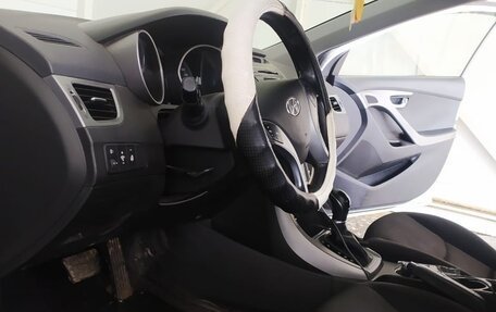 Hyundai Elantra V, 2014 год, 1 300 000 рублей, 11 фотография