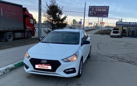 Hyundai Solaris II рестайлинг, 2018 год, 1 040 000 рублей, 1 фотография