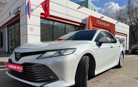 Toyota Camry, 2019 год, 3 600 000 рублей, 5 фотография