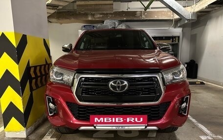 Toyota Hilux VIII, 2018 год, 3 850 000 рублей, 2 фотография