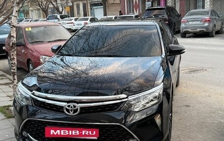 Toyota Camry, 2016 год, 2 500 000 рублей, 4 фотография