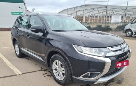 Mitsubishi Outlander III рестайлинг 3, 2017 год, 2 050 000 рублей, 3 фотография