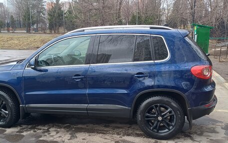 Volkswagen Tiguan I, 2009 год, 860 000 рублей, 1 фотография