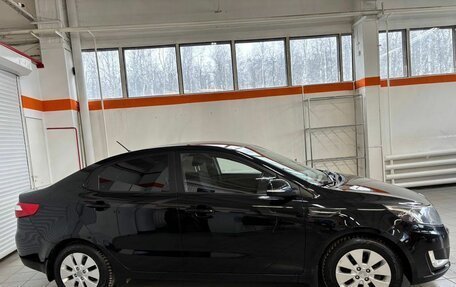 KIA Rio III рестайлинг, 2014 год, 920 000 рублей, 4 фотография