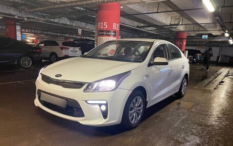 KIA Rio IV, 2018 год, 1 399 000 рублей, 2 фотография