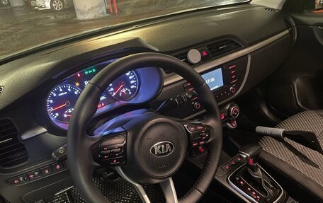 KIA Rio IV, 2018 год, 1 399 000 рублей, 8 фотография