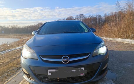 Opel Astra J, 2013 год, 1 200 000 рублей, 3 фотография