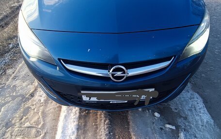 Opel Astra J, 2013 год, 1 200 000 рублей, 11 фотография