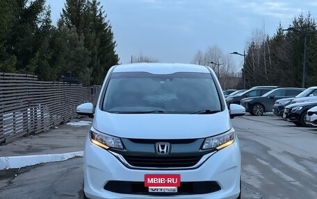 Honda Freed II, 2019 год, 1 700 000 рублей, 3 фотография