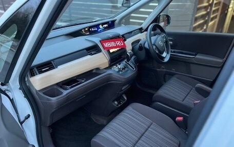 Honda Freed II, 2019 год, 1 700 000 рублей, 15 фотография
