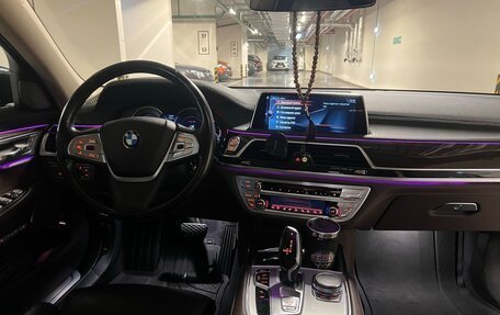 BMW 7 серия, 2016 год, 3 500 000 рублей, 14 фотография