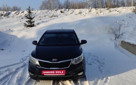 KIA Rio III рестайлинг, 2015 год, 820 000 рублей, 3 фотография