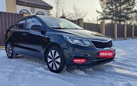 KIA Rio III рестайлинг, 2015 год, 820 000 рублей, 2 фотография