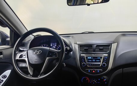 Hyundai Solaris II рестайлинг, 2016 год, 999 000 рублей, 12 фотография