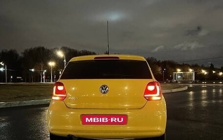 Volkswagen Polo VI (EU Market), 2011 год, 380 000 рублей, 3 фотография