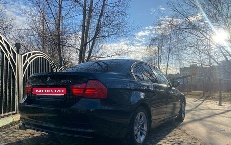 BMW 3 серия, 2010 год, 1 010 000 рублей, 2 фотография