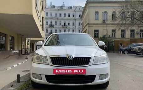 Skoda Octavia, 2011 год, 800 000 рублей, 2 фотография