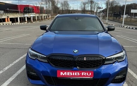 BMW 3 серия, 2019 год, 3 850 000 рублей, 3 фотография