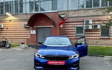 BMW 3 серия, 2019 год, 3 850 000 рублей, 2 фотография