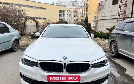 BMW 5 серия, 2018 год, 1 650 000 рублей, 2 фотография