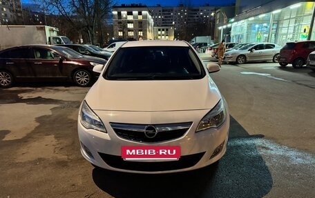 Opel Astra J, 2012 год, 780 000 рублей, 11 фотография