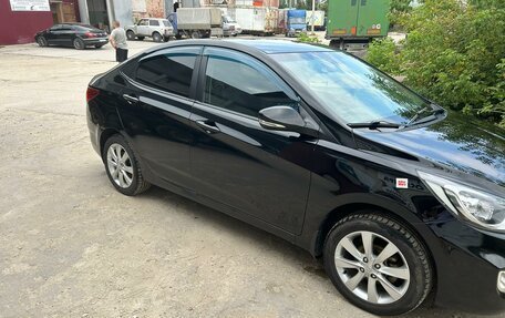 Hyundai Solaris II рестайлинг, 2011 год, 750 000 рублей, 1 фотография