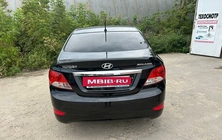 Hyundai Solaris II рестайлинг, 2011 год, 750 000 рублей, 3 фотография