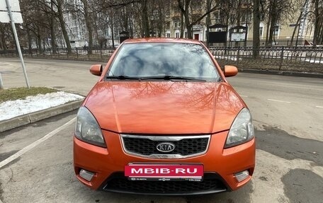 KIA Rio II, 2011 год, 675 000 рублей, 2 фотография