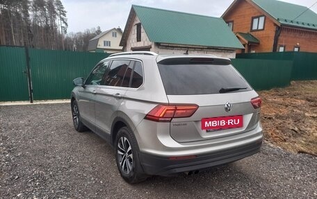 Volkswagen Tiguan II, 2020 год, 3 150 000 рублей, 3 фотография