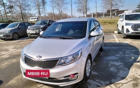 KIA Rio III рестайлинг, 2015 год, 1 100 000 рублей, 26 фотография